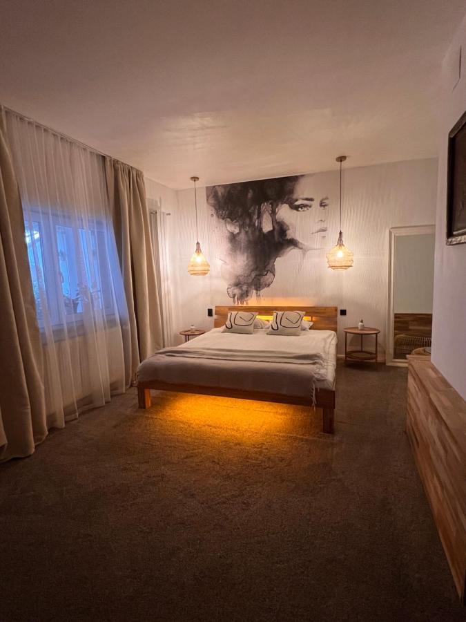 בראשוב Shard Boutique Hotel-Adult Only מראה חיצוני תמונה