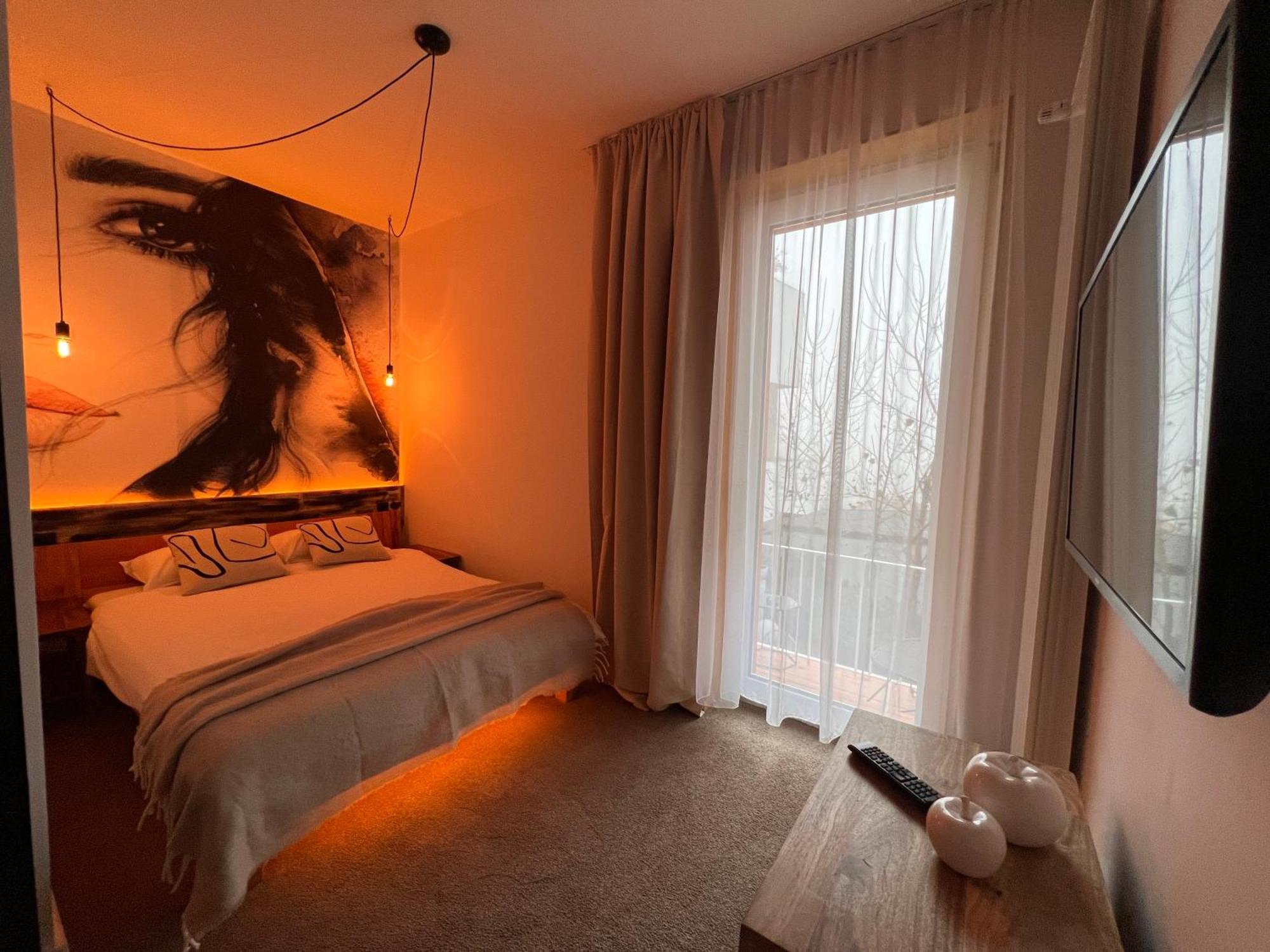 בראשוב Shard Boutique Hotel-Adult Only מראה חיצוני תמונה