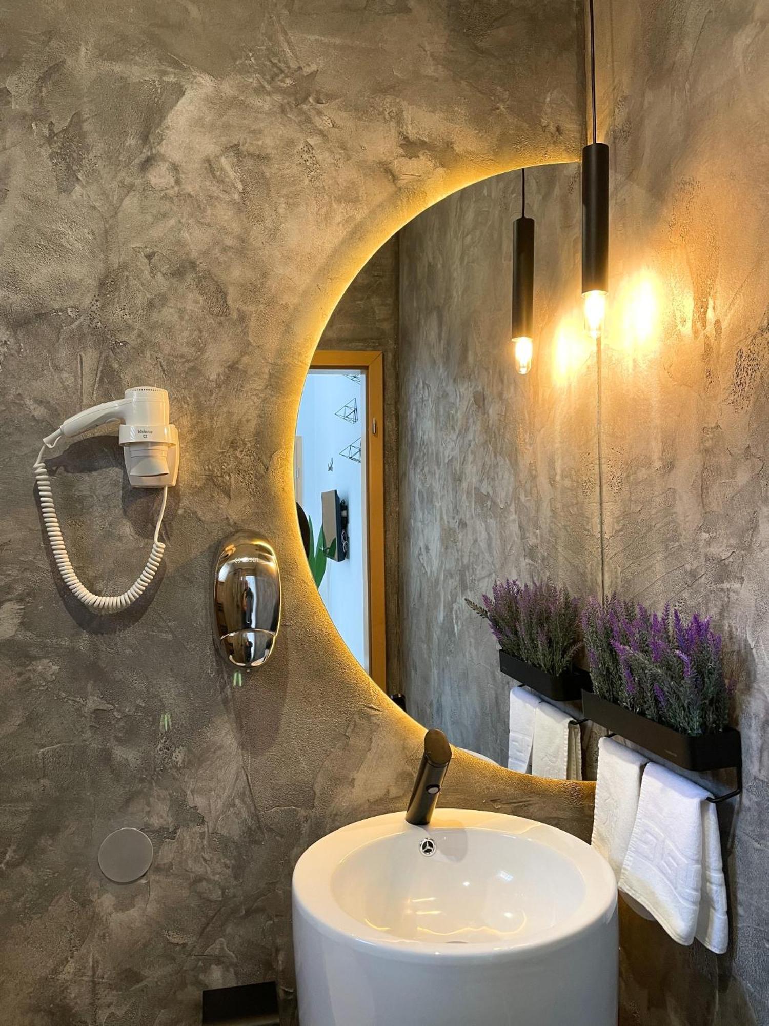 בראשוב Shard Boutique Hotel-Adult Only מראה חיצוני תמונה